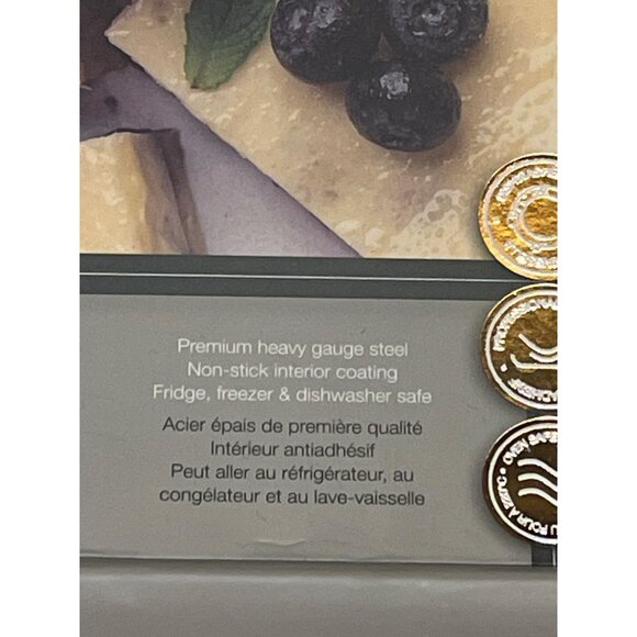 Master Class Bakeware 9" Square Cake Pan Blue with white Speckled NEW! - Picture 3 of 4